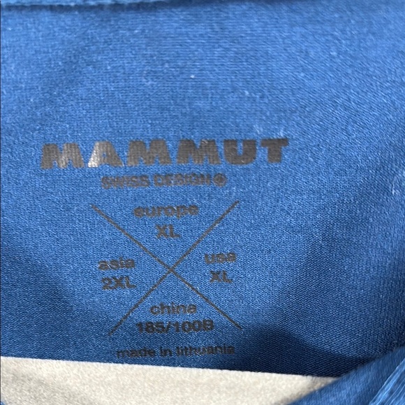 Mammut Blue Polo Shirt Classic Design Comfortable Fit - Picture 3 of 8
